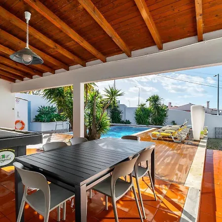 Holiday home Yuka - Pool And Oura