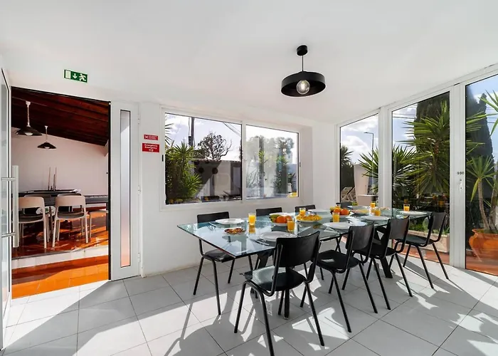 Yuka - Pool And Oura *