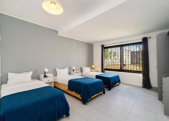 Yuka - Pool And Oura Albufeira