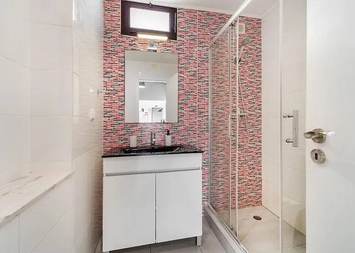 Yuka - Pool And Oura Holiday home